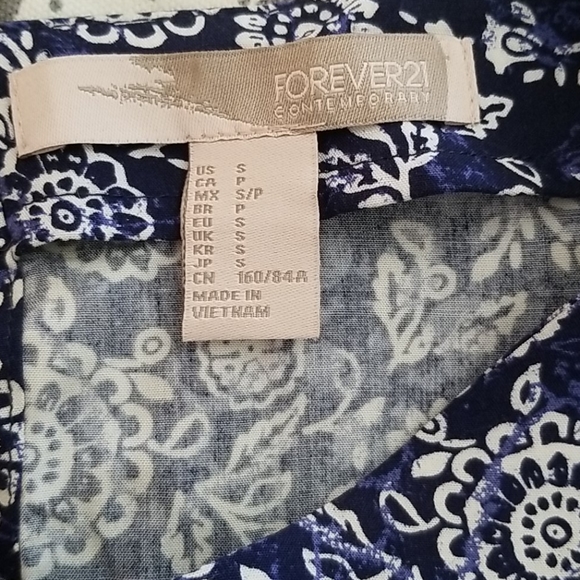 Blue Patterned Blouse - Picture 4 of 4